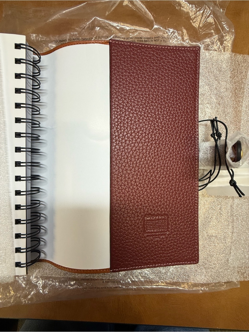 Coach x Disney Minnie Mouse Leather Notebook Cover - Picture 6 of 7